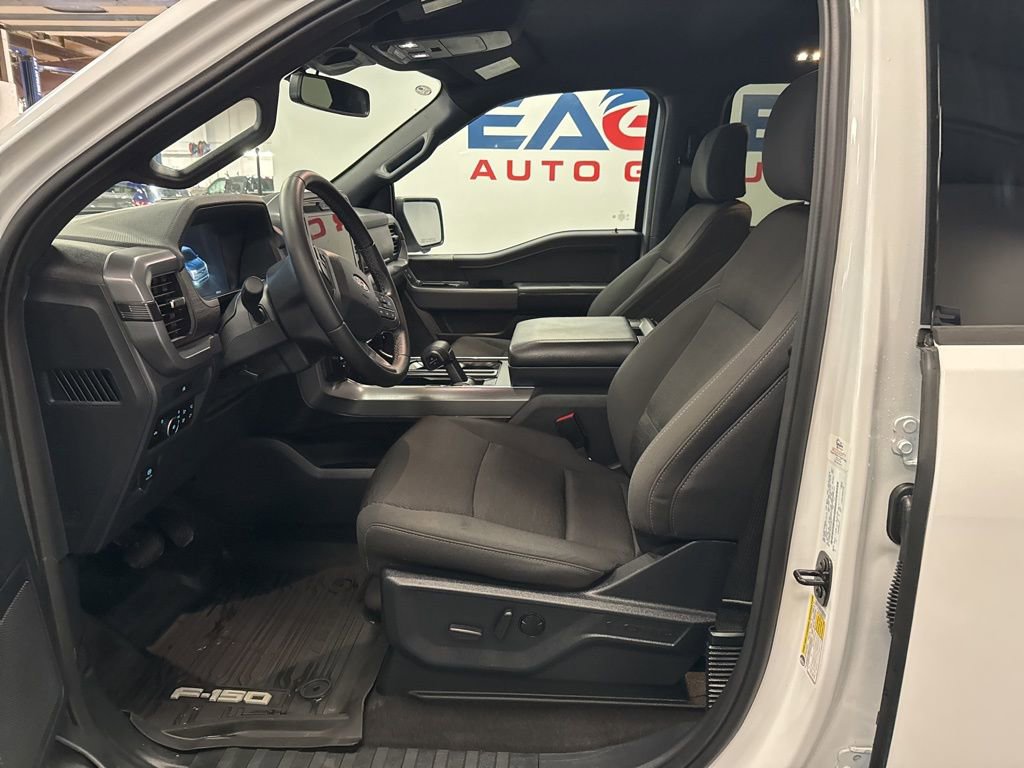 Used 2025 Ford F150 XLT w/ Equipment Group 302A MID image 19