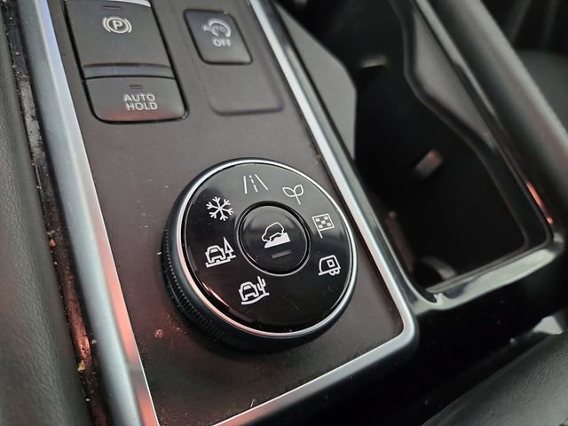 Used 2024 Nissan Pathfinder SL w/ SL Premium Package image 28