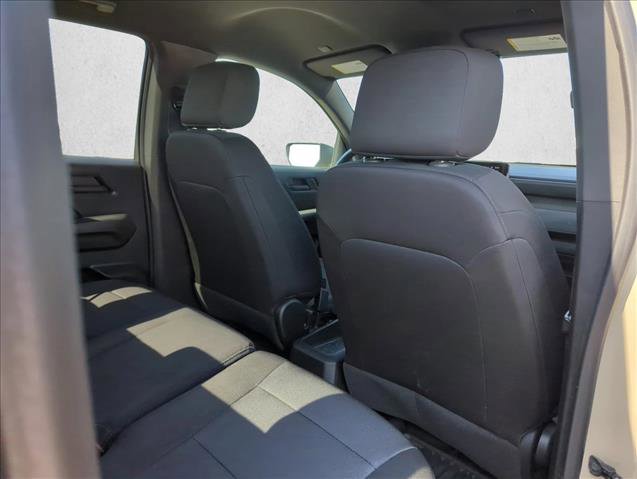 Used 2024 Chevrolet Colorado W/T image 19