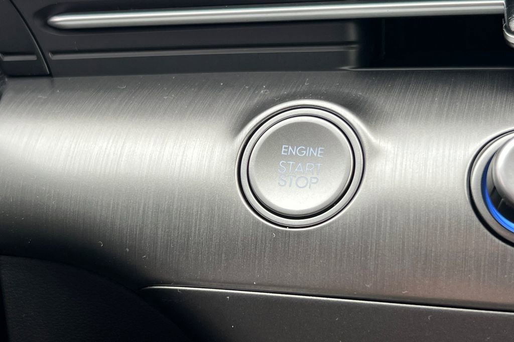 New 2026 Hyundai Kona SE image 20