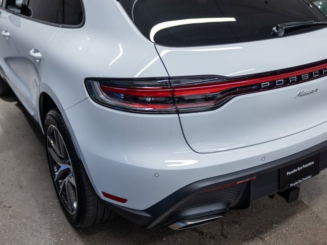 New 2026 Porsche Macan image 23