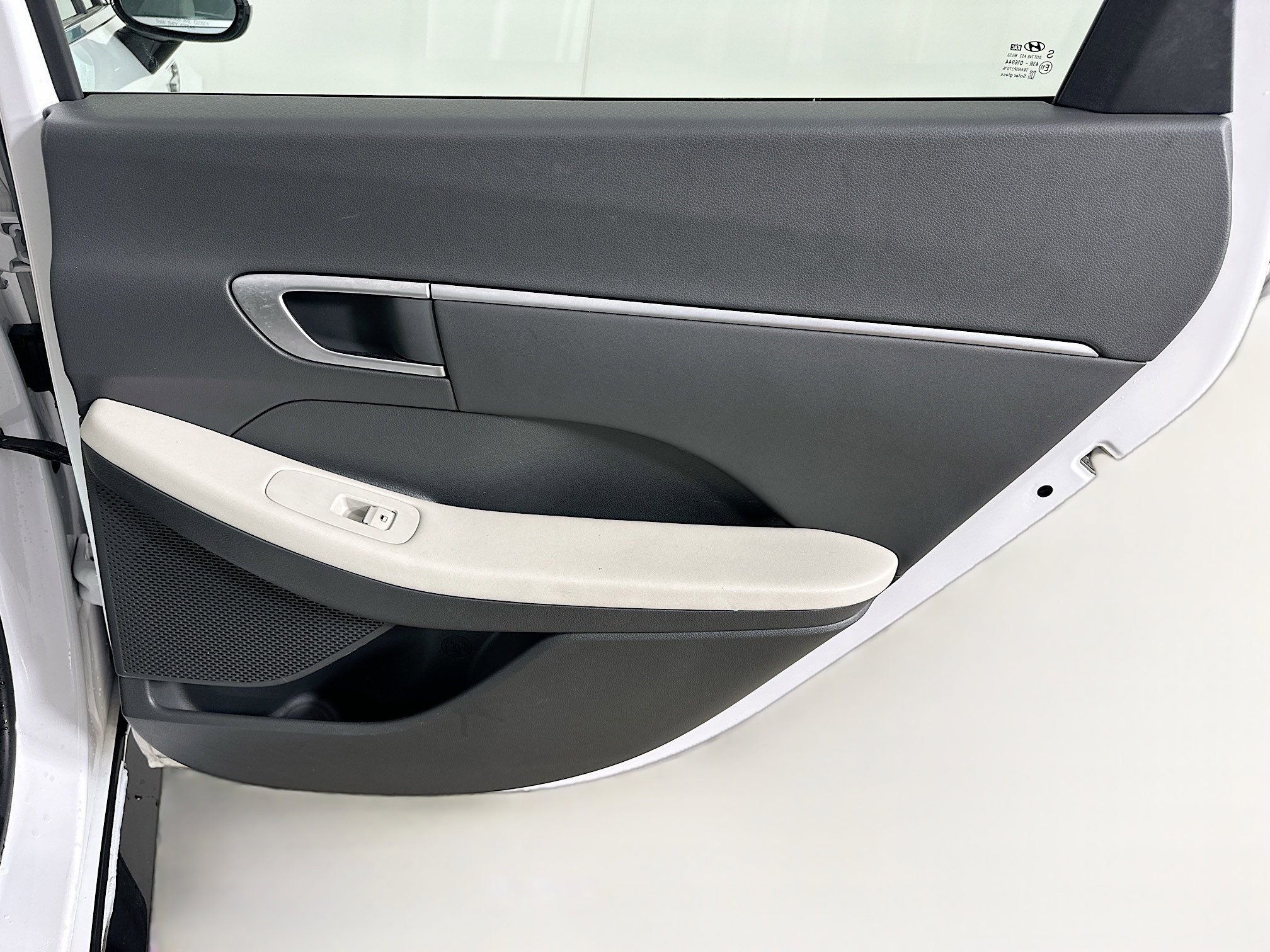 Used 2025 Hyundai Sonata SEL FWD image 28
