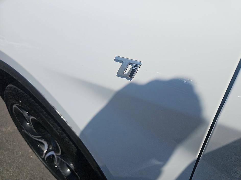 Used 2024 Alfa Romeo Stelvio Ti w/ Active Assist Plus Package image 10