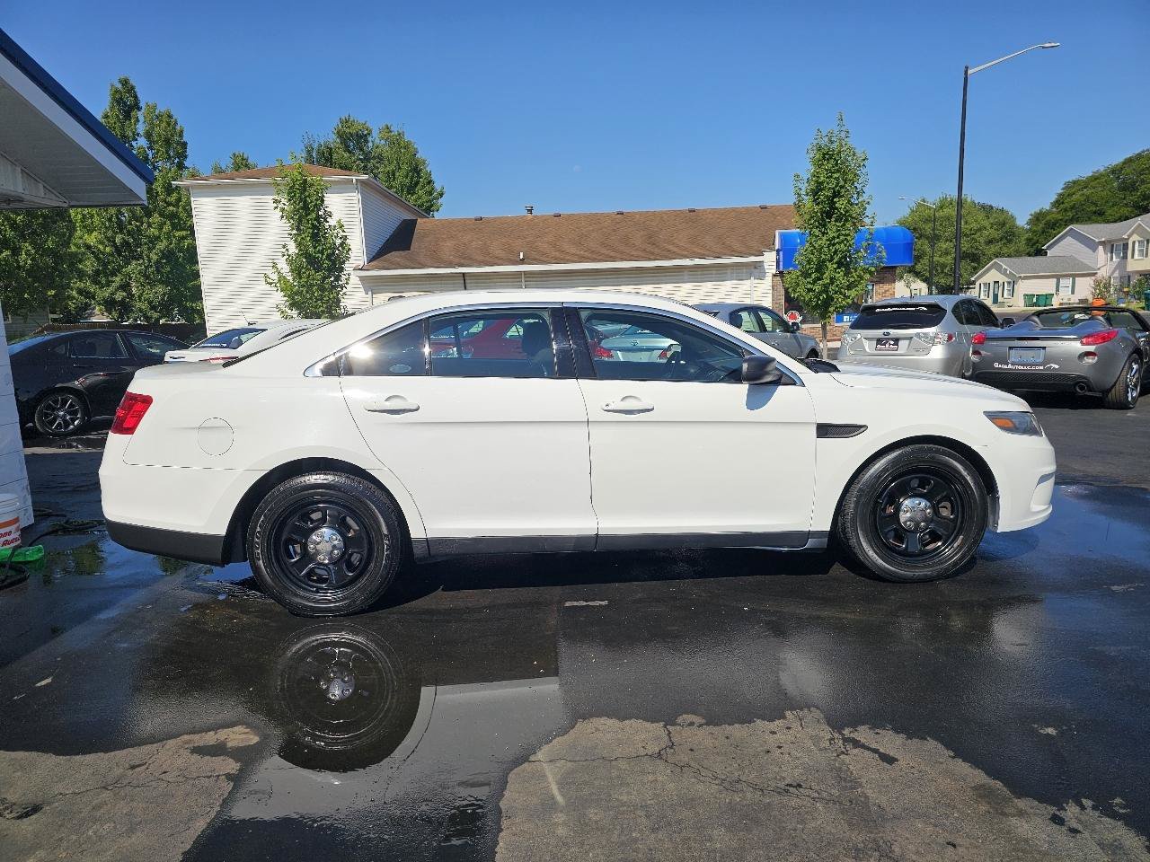 Used 2016 Ford Taurus Police Interceptor AWD image 13