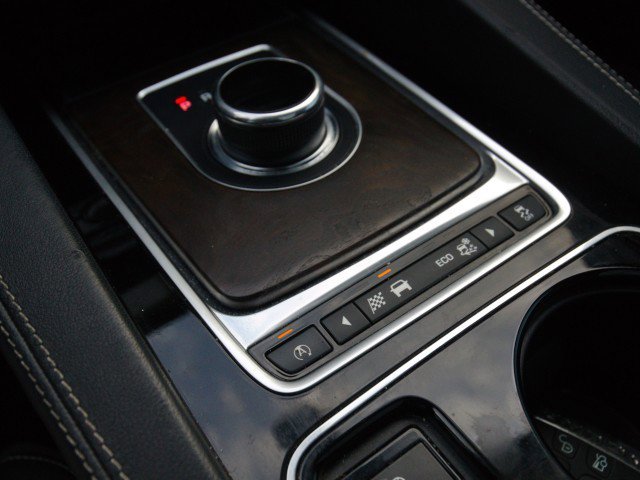 Used 2017 Jaguar F-PACE S image 26