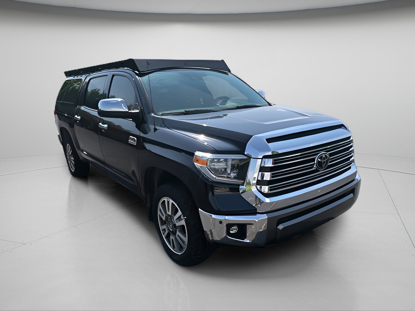 Used 2018 Toyota Tundra 1794 Edition AWD/4WD image 5