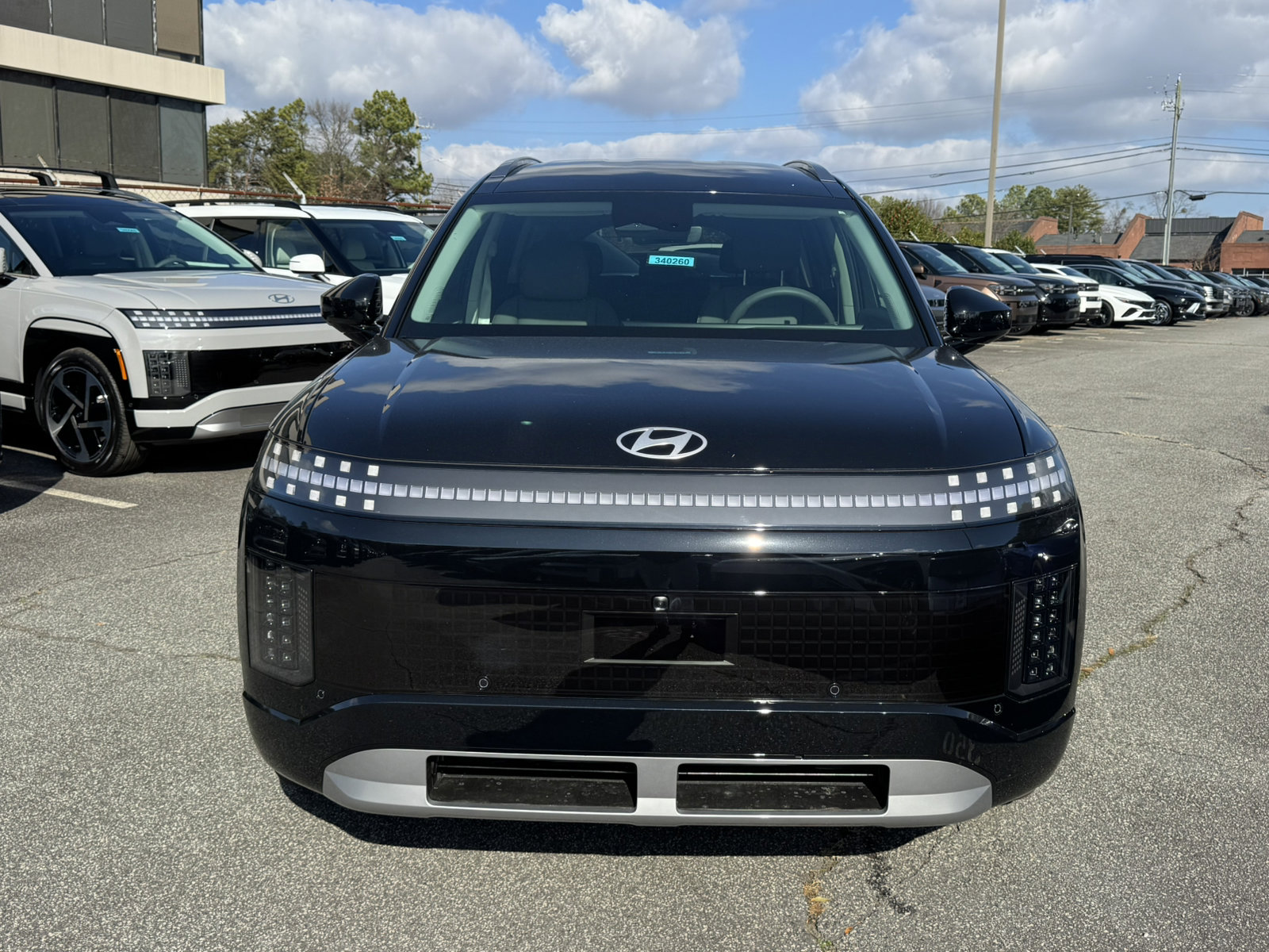 New 2026 Hyundai Ioniq 9 SEL image 2