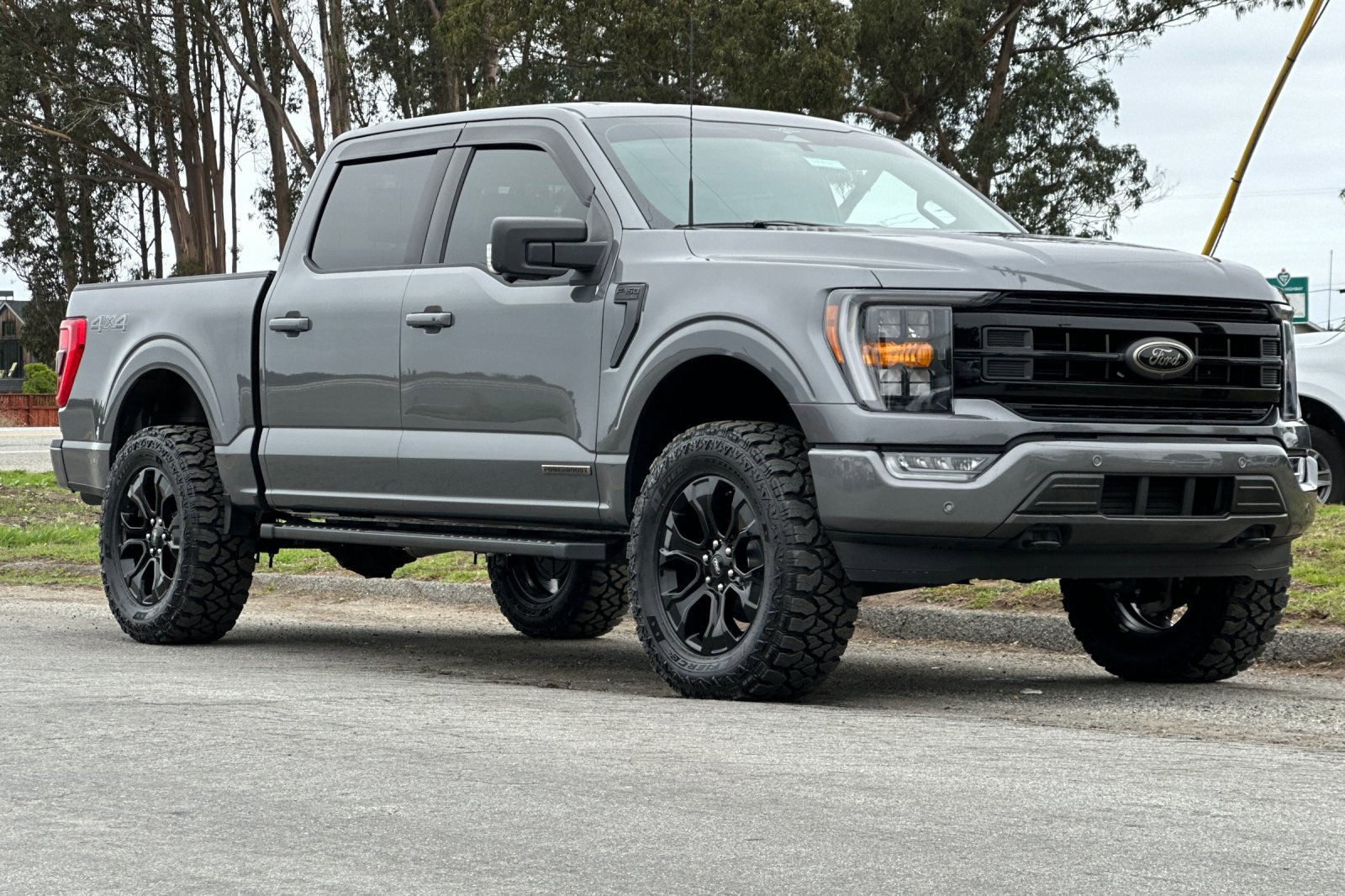 Used 2023 Ford F150 XLT w/ Equipment Group 302A High image 8