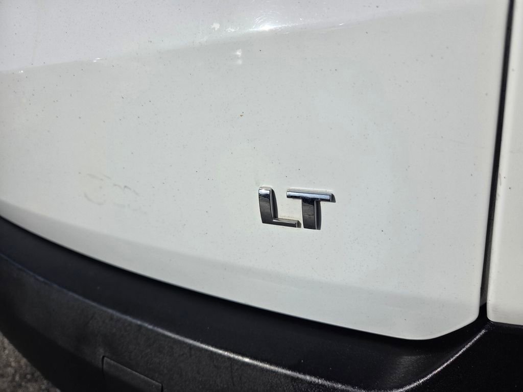 Used 2018 Chevrolet Traverse LT image 14