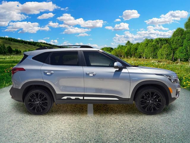 Used 2023 Kia Seltos Nightfall Edition AWD/4WD image 7