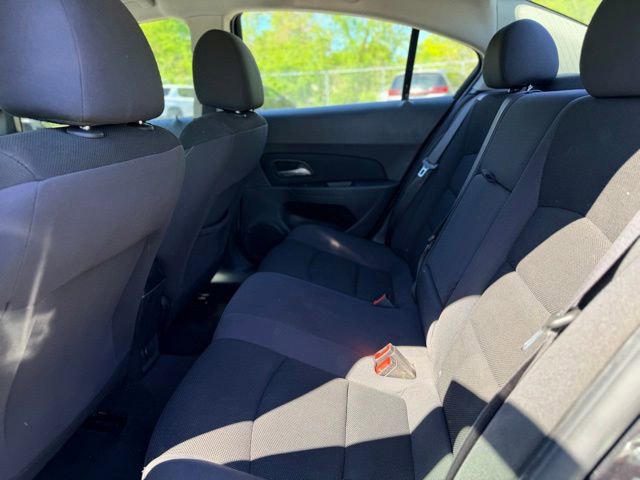 Used 2016 Chevrolet Cruze LT FWD image 18