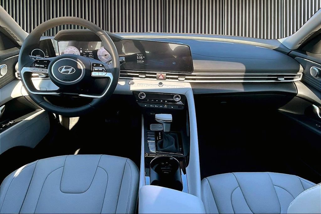New 2026 Hyundai Elantra Limited image 6