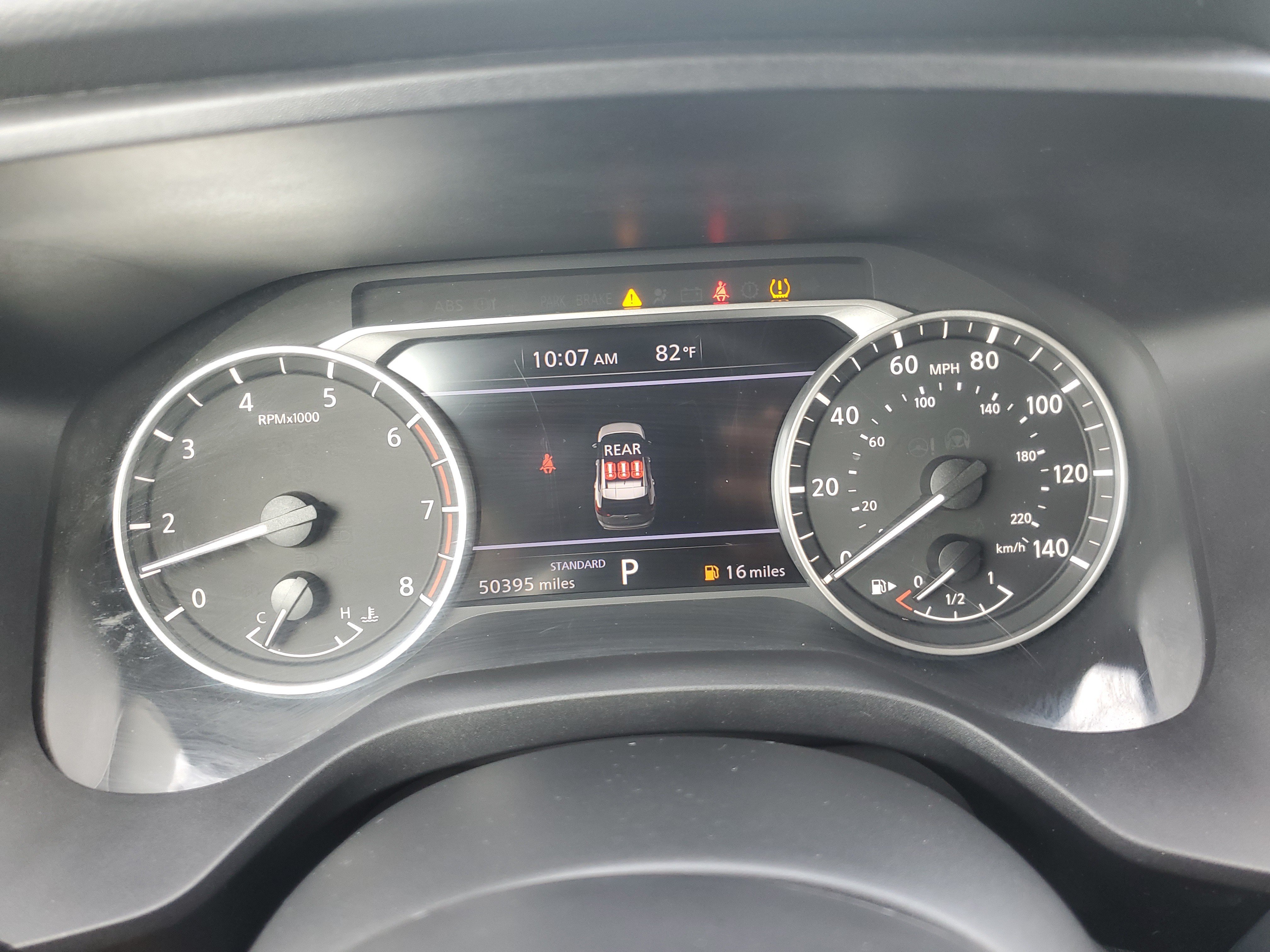 Used 2024 Nissan Rogue S FWD image 18