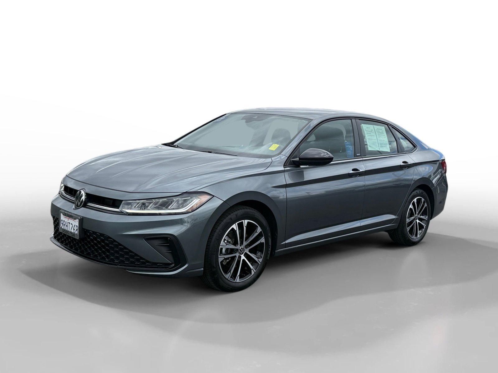 Used 2025 Volkswagen Jetta Sport image 1