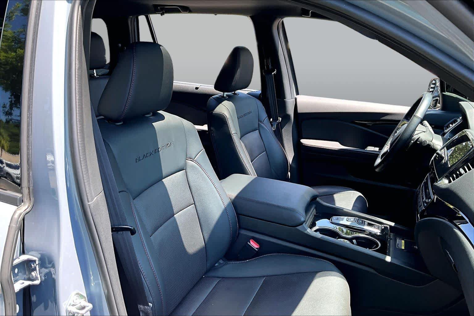Certified 2024 Honda Passport Black Edition image 42