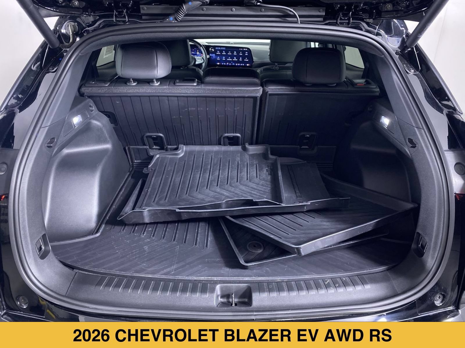 Certified 2026 Chevrolet Blazer EV RS w/ Super Cruise Package AWD/4WD image 12