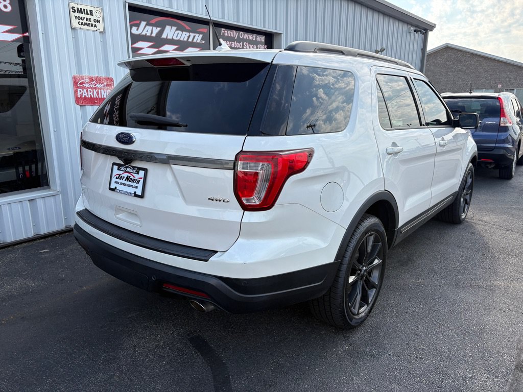 Used 2019 Ford Explorer XLT w/ Equipment Group 202A AWD/4WD image 3