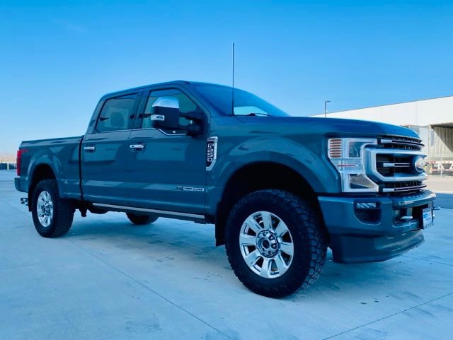 Used 2022 Ford F250 Platinum w/ FX4 Off-Road Package image 3