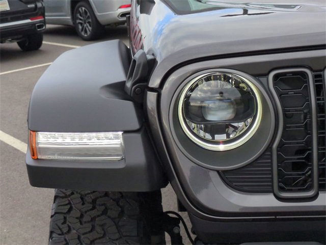 Used 2024 Jeep Wrangler Unlimited Rubicon w/ Technology Group image 10