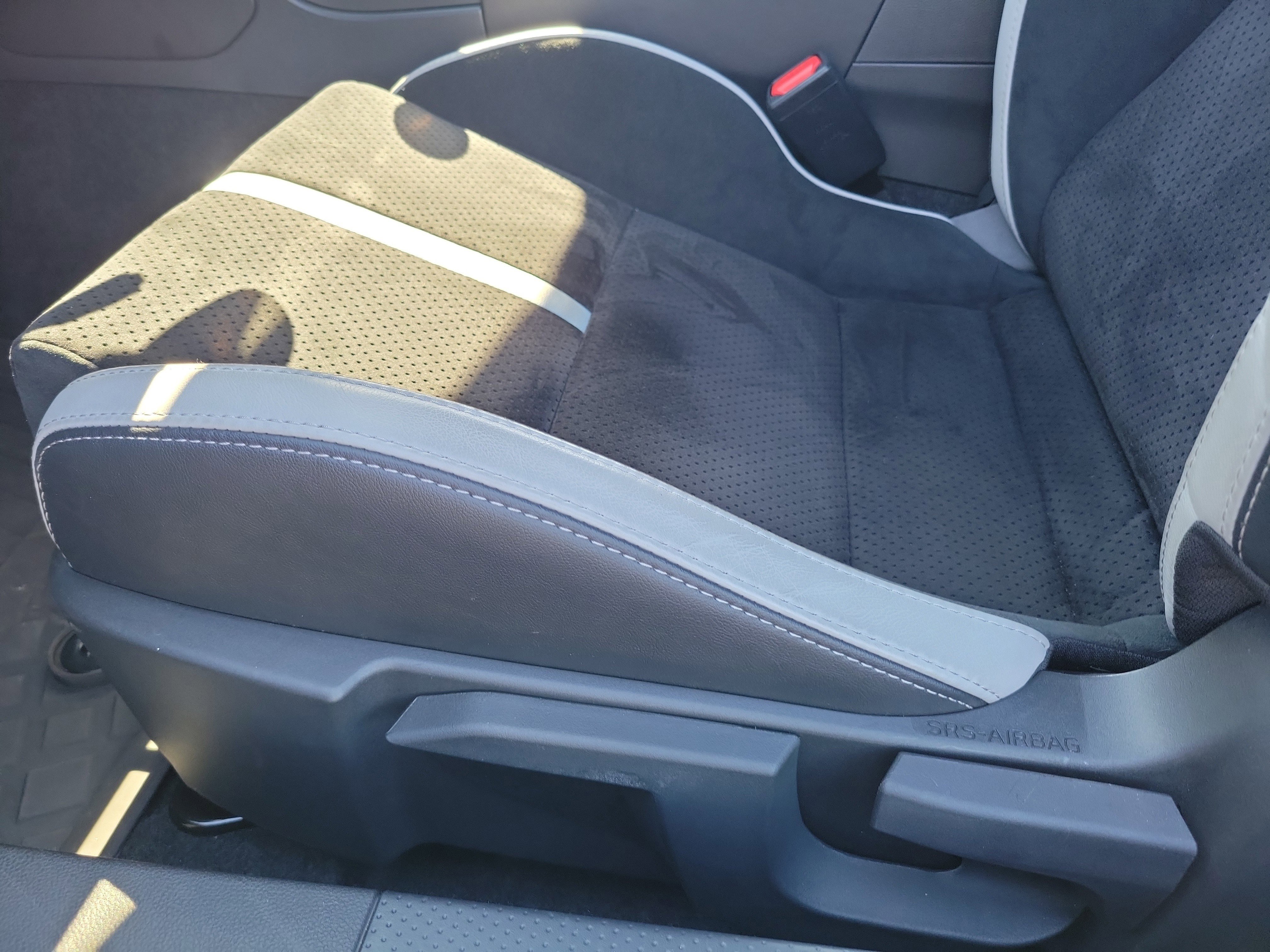 Certified 2025 Subaru BRZ Limited w/ Popular Package 2 image 17