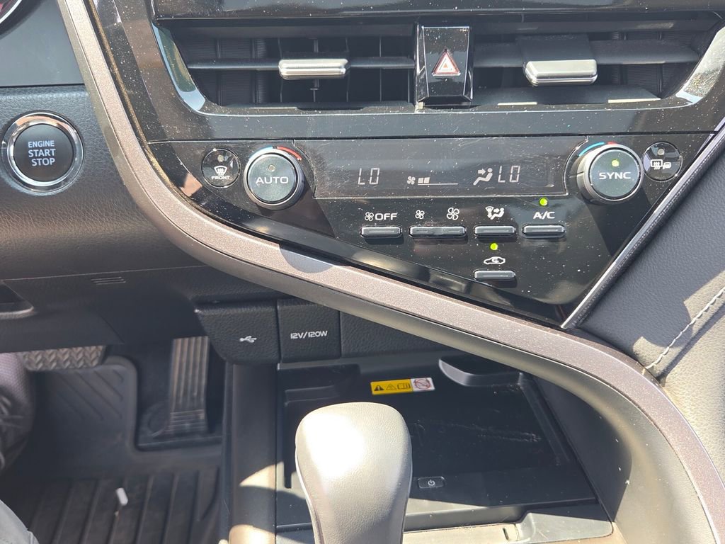 Used 2023 Toyota Camry XSE FWD image 19