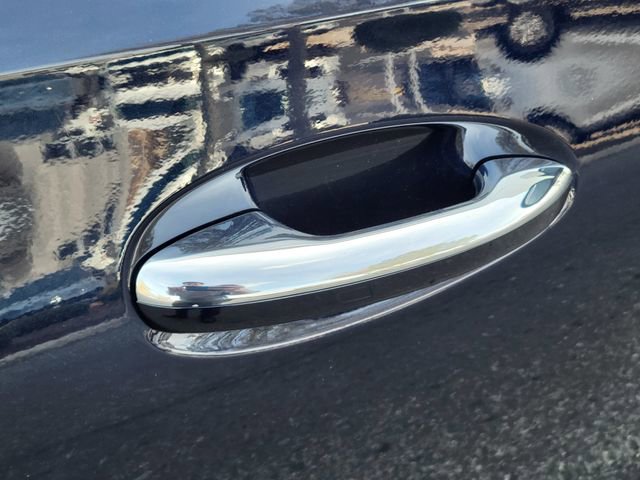 Used 2023 Mercedes-Benz C 300 4MATIC Sedan w/ Exclusive Trim Package image 45