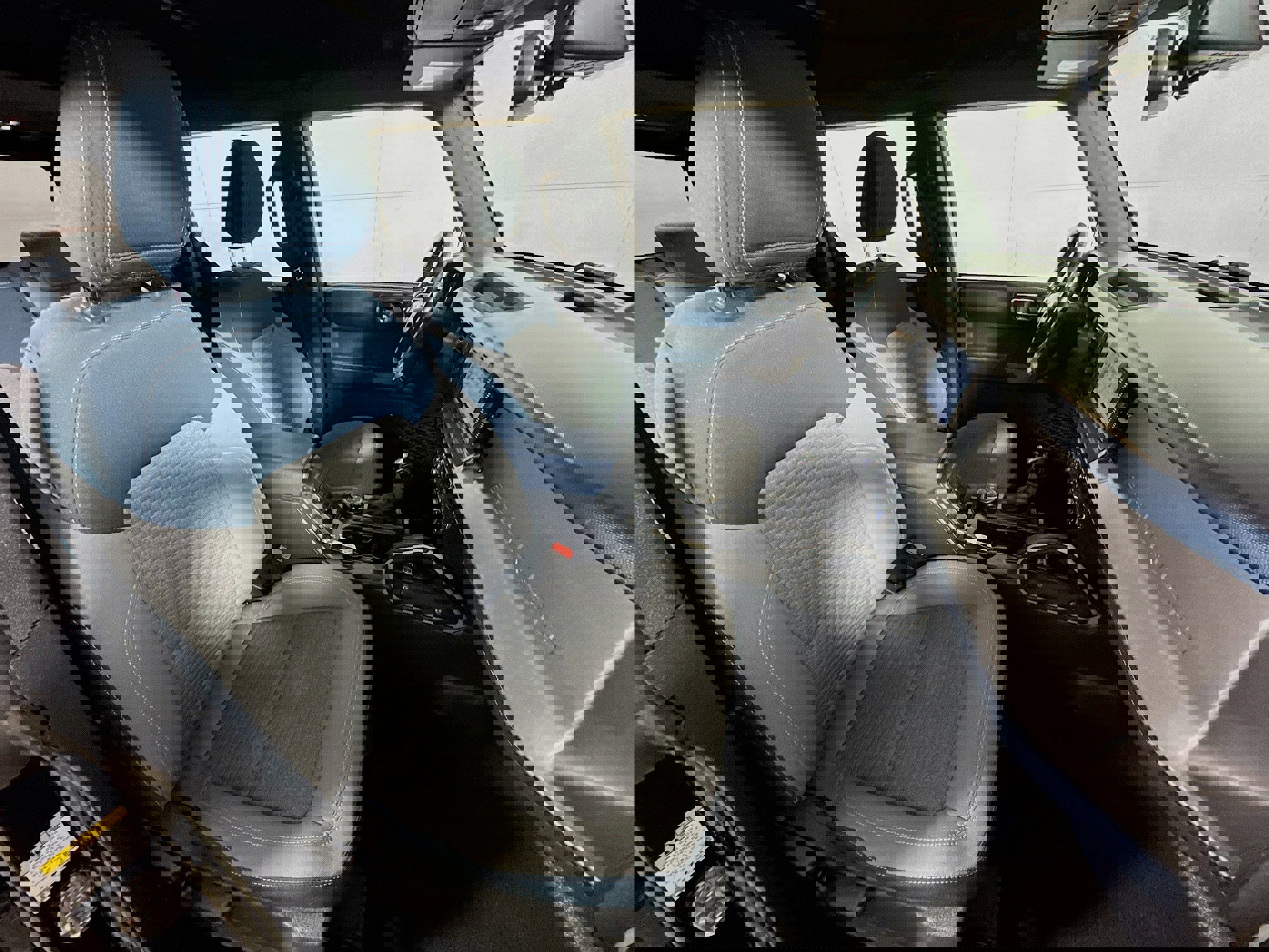 Used 2022 Ford Bronco Outer Banks image 27