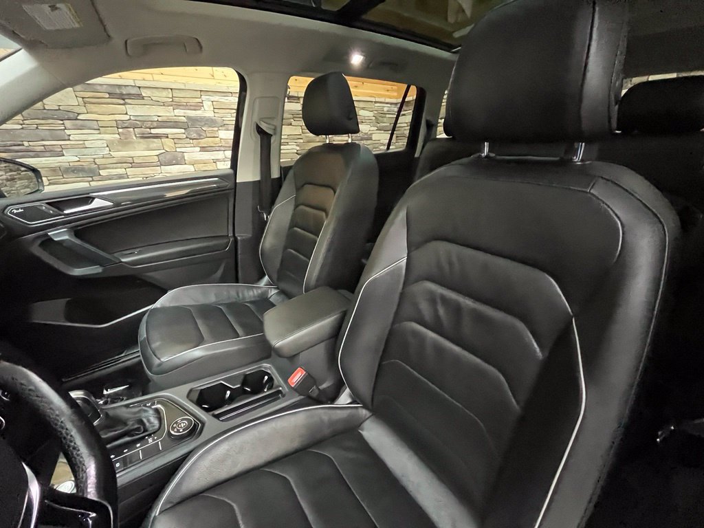 Used 2019 Volkswagen Tiguan SEL Premium AWD/4WD image 18