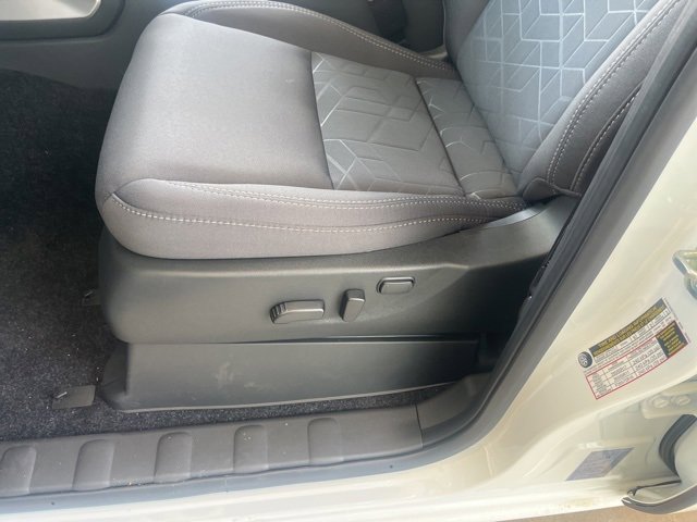 New 2025 Nissan Frontier SV w/ SV Convenience Package image 7