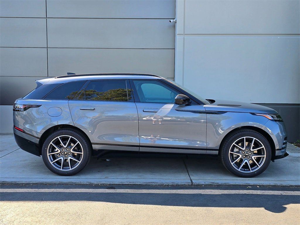 New 2026 Land Rover Range Rover Velar Dynamic SE image 7