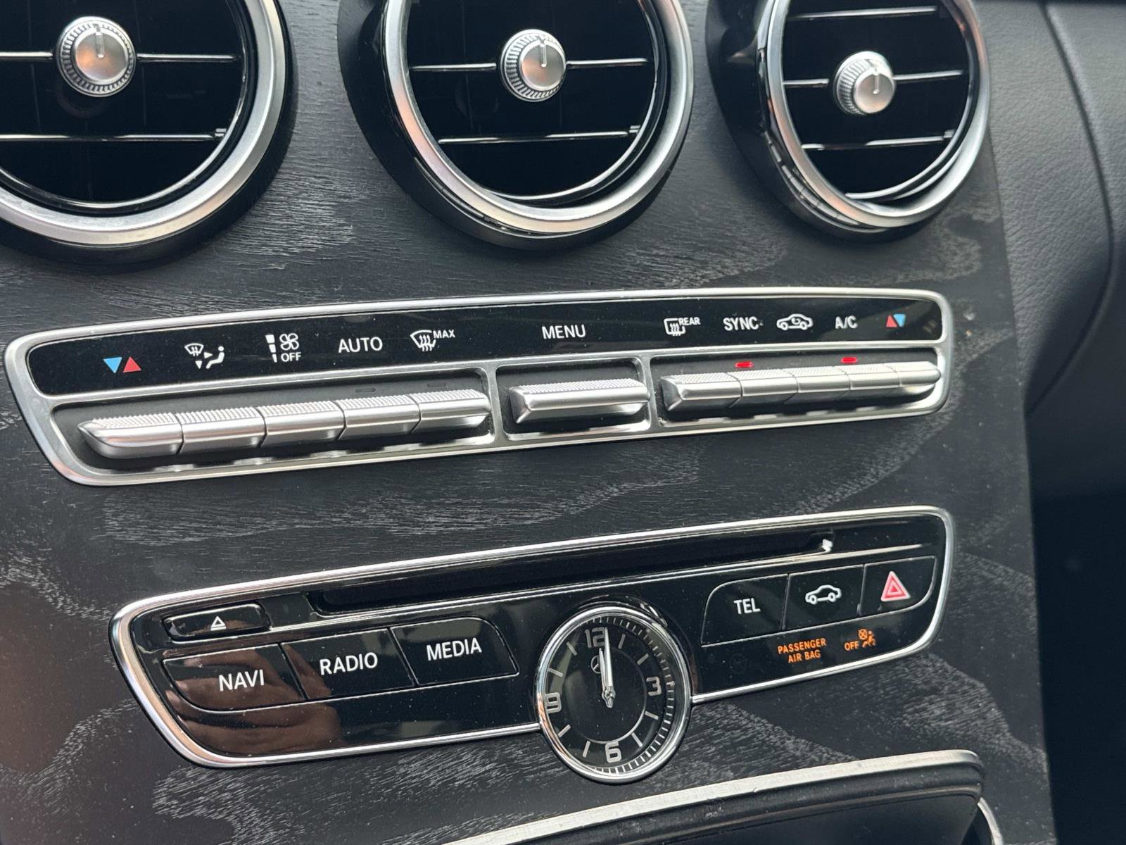 Used 2018 Mercedes-Benz C 300 Sedan image 18