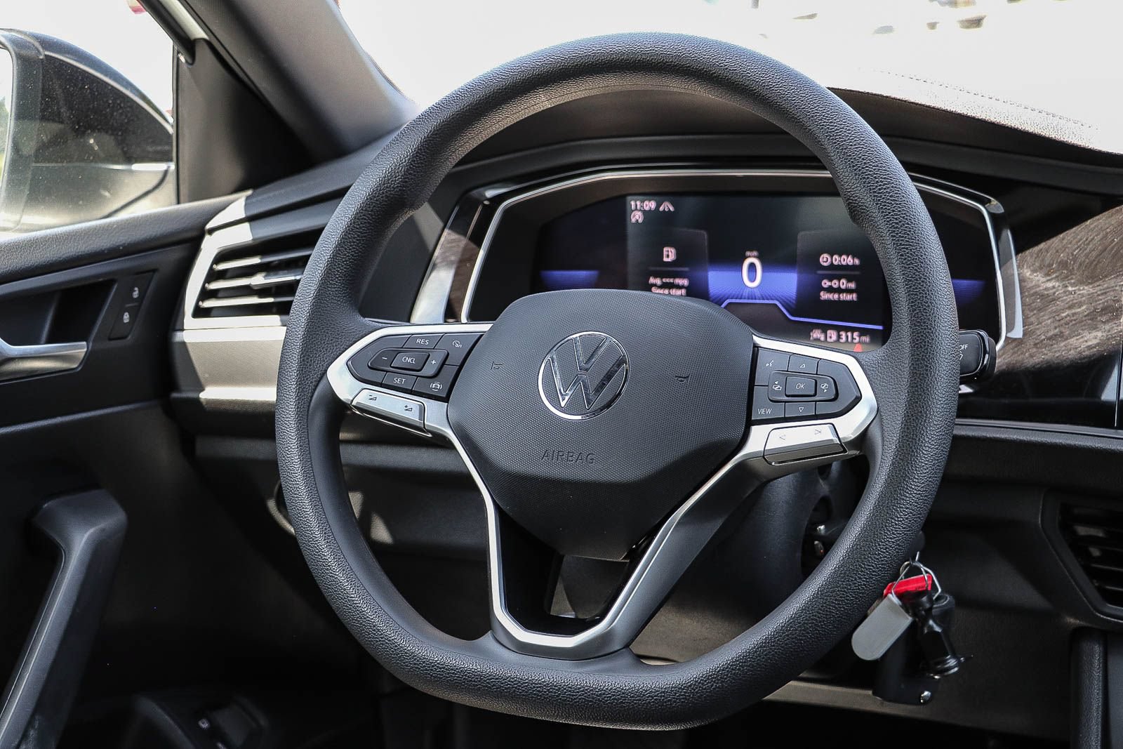 Used 2022 Volkswagen Jetta Sport FWD image 17