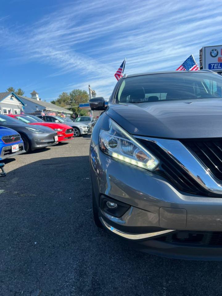 Used 2015 Nissan Murano Platinum w/ Platinum Technology Package AWD/4WD image 2