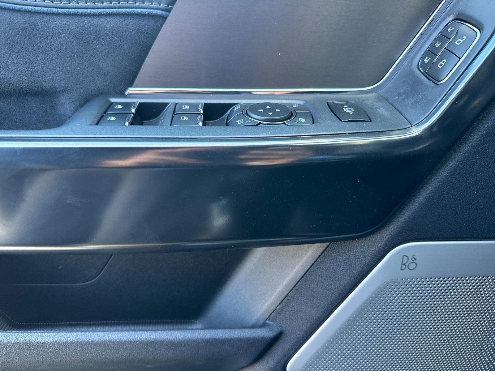 New 2026 Ford F350 Platinum w/ FX4 Off-Road Package image 10