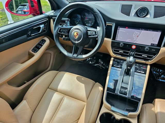 Used 2022 Porsche Macan AWD/4WD image 29