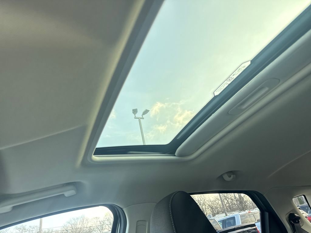 Used 2021 Ford EcoSport SE w/ SE Convenience Package image 45