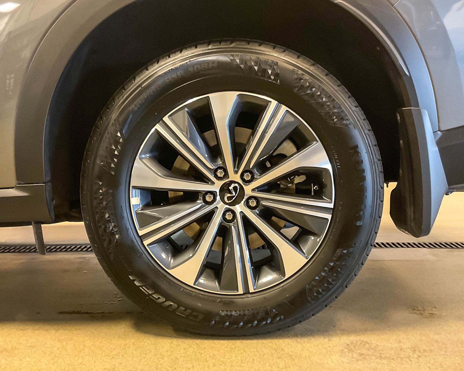 Certified 2025 INFINITI QX60 Pure image 25