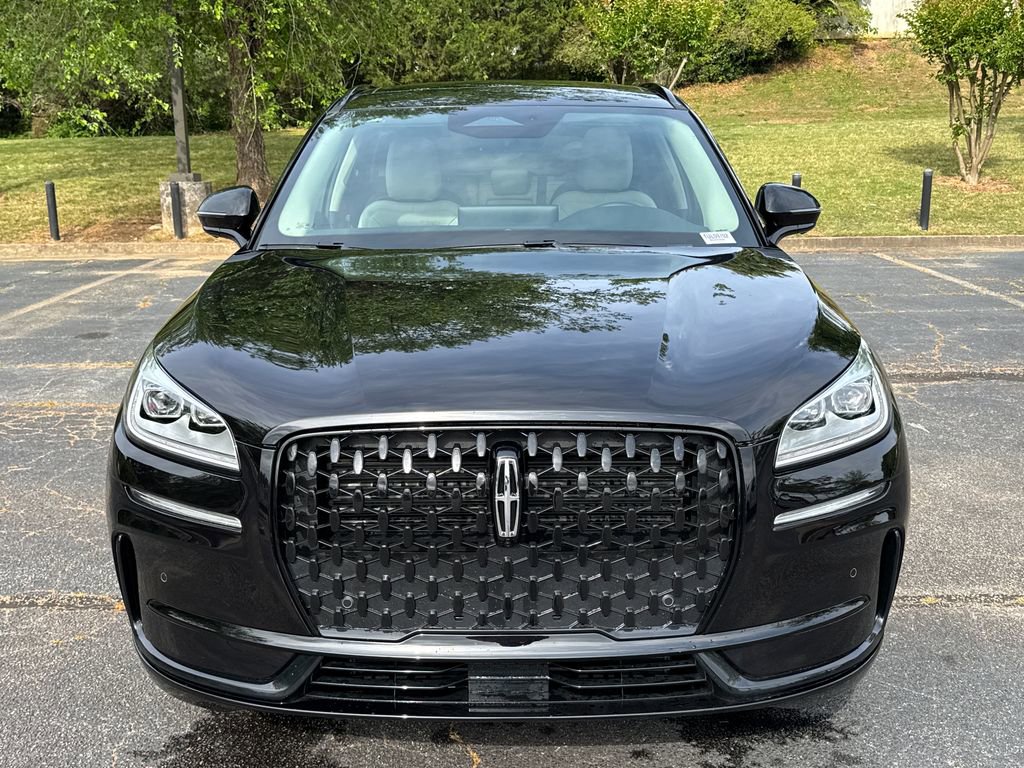 New 2026 Lincoln Corsair Reserve w/ Jet Appearance Package FWD image 3