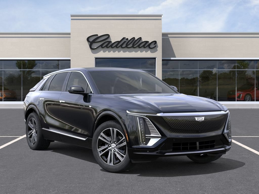 New 2026 Cadillac Lyriq Premium Luxury w/ LPO, Floor Liner Package AWD/4WD image 7