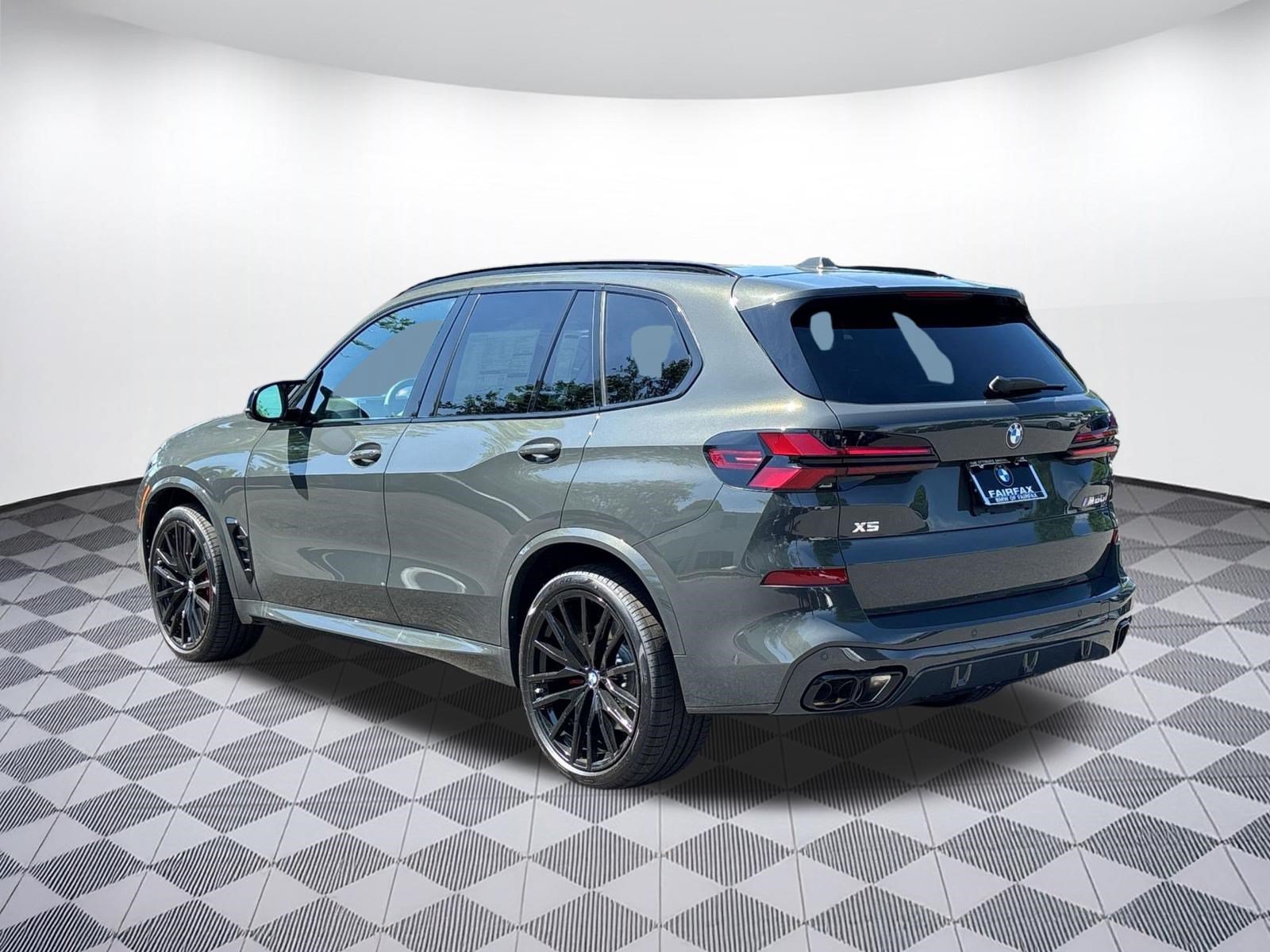 New 2026 BMW X5 M60i AWD/4WD image 3