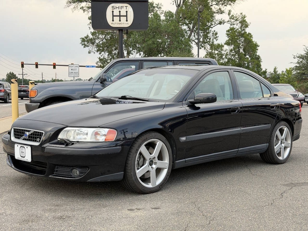 Used 2004 Volvo S60 R AWD/4WD image 1
