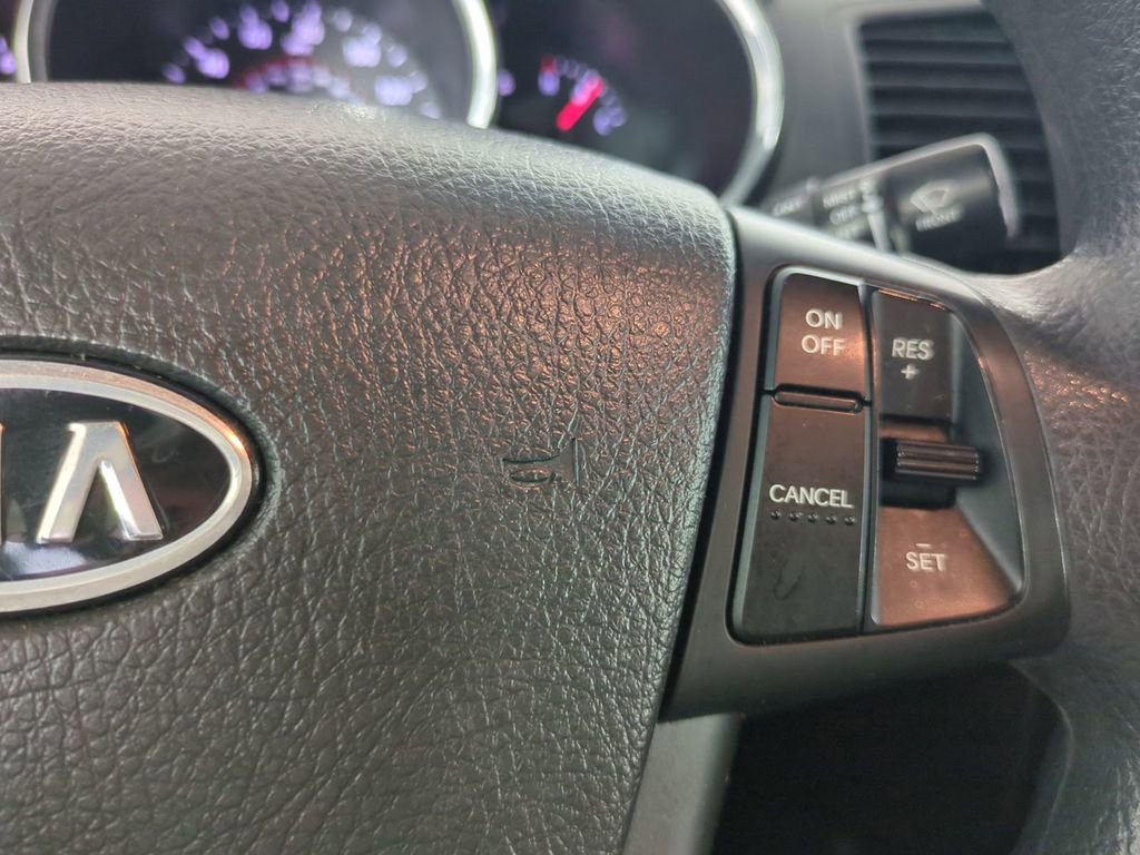 Used 2012 Kia Sorento LX image 27