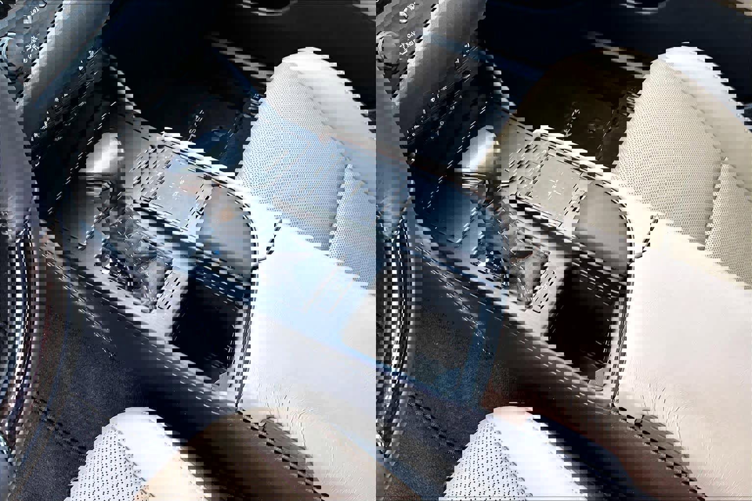 Used 2019 Lexus ES 350 w/ Premium Package image 17