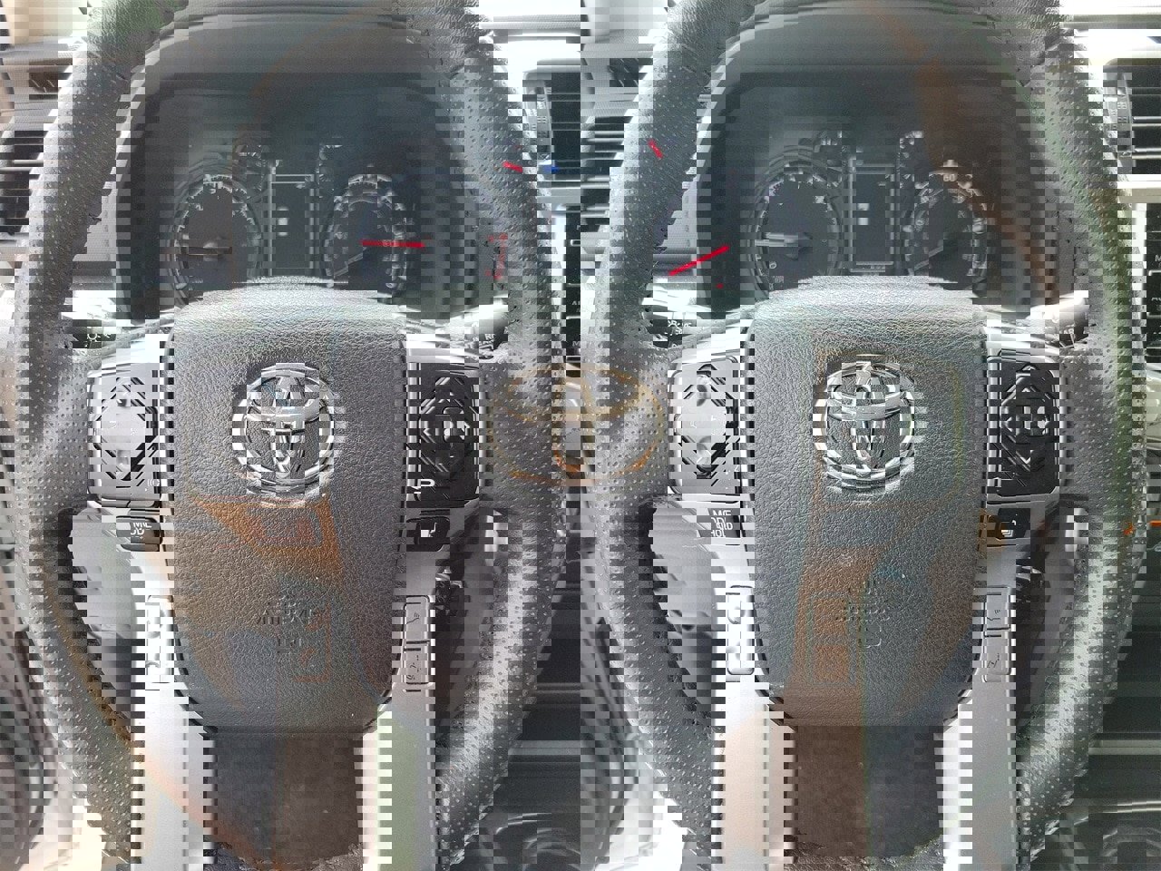 Used 2024 Toyota 4Runner SR5 image 17