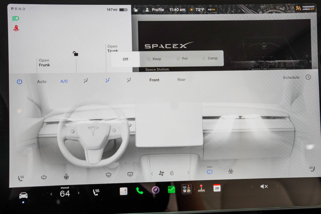 Used 2025 Tesla Model Y Performance AWD/4WD image 33