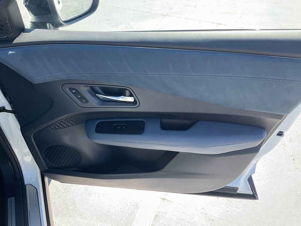 Certified 2023 Nissan Ariya image 29