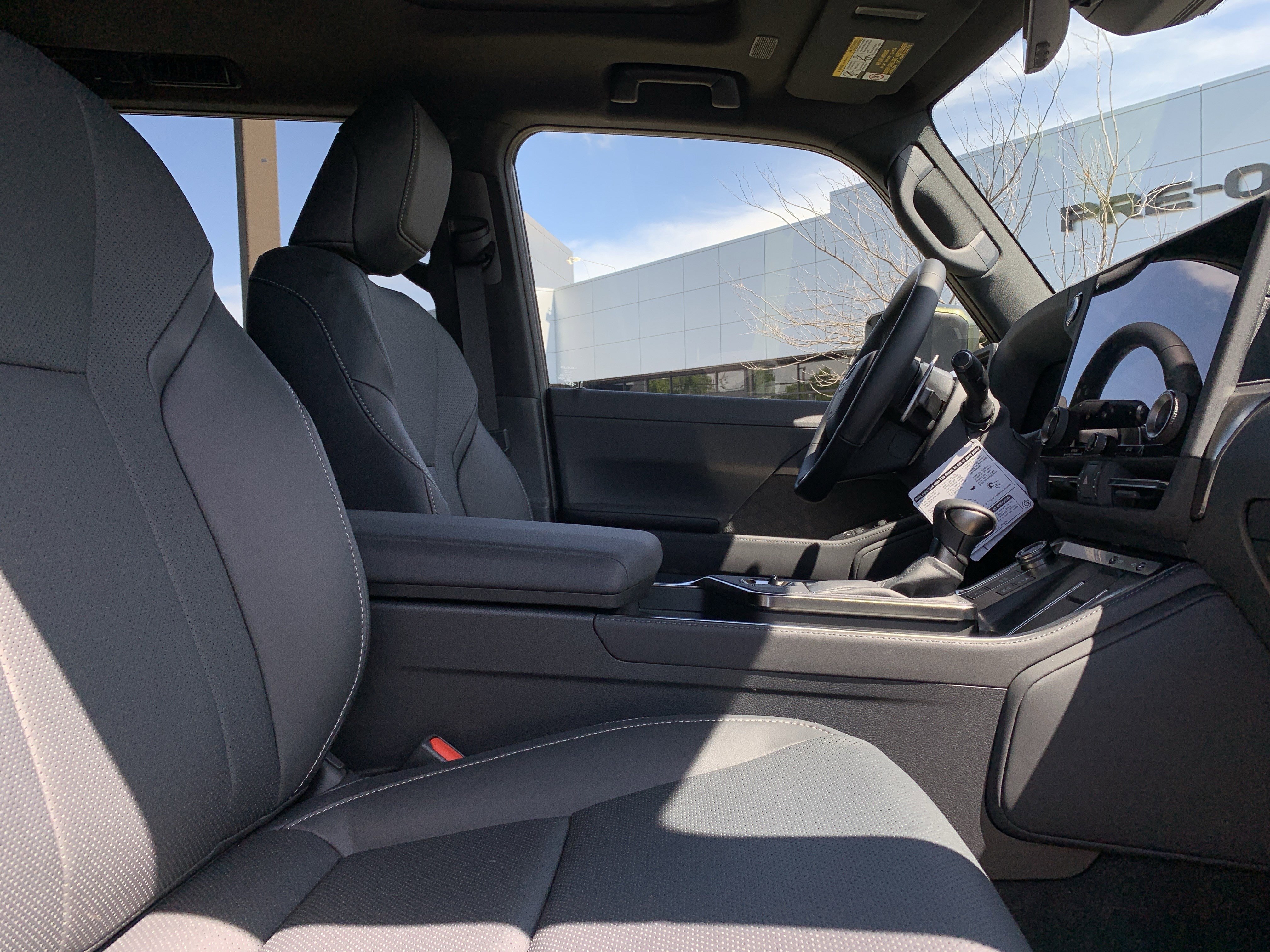 Used 2026 Lexus GX 550 AWD/4WD image 35