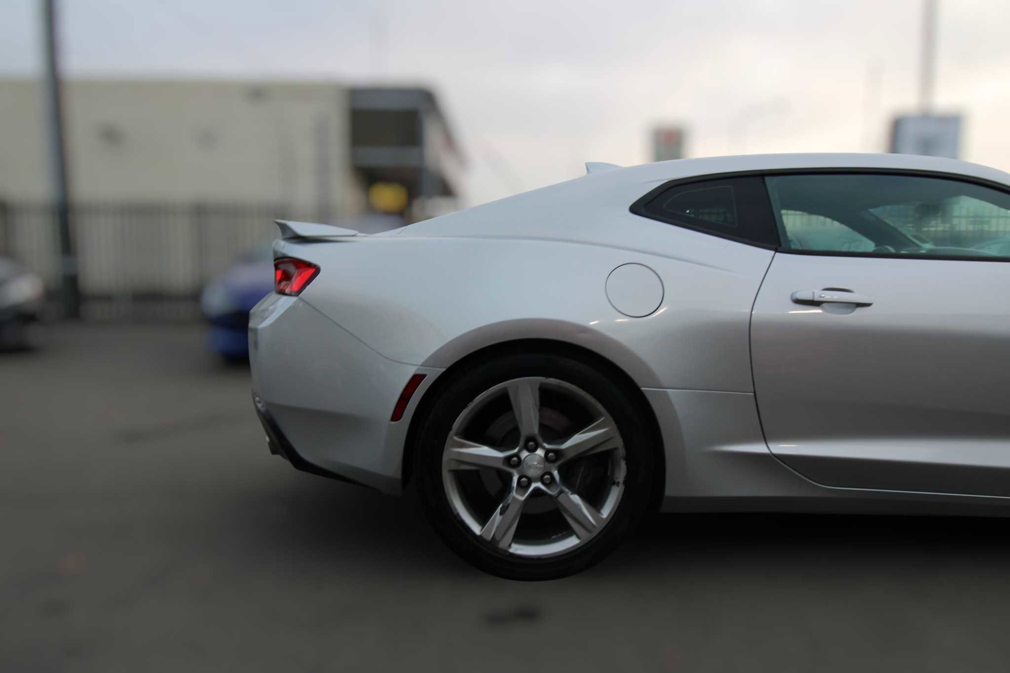 Used 2016 Chevrolet Camaro SS image 17