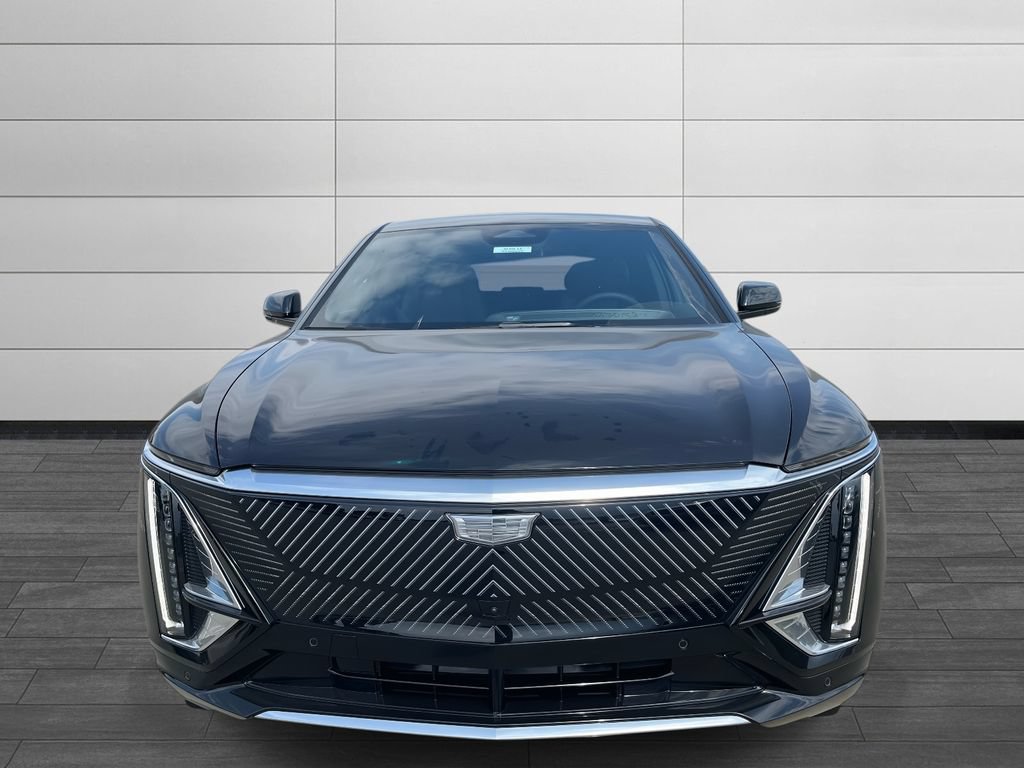 New 2026 Cadillac Lyriq Luxury RWD image 8