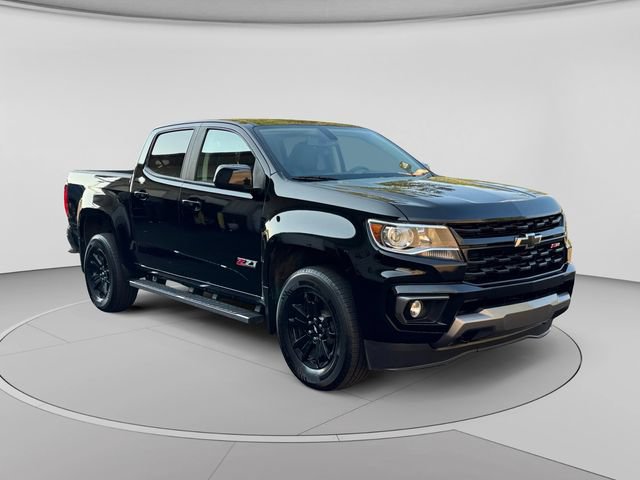 Used 2022 Chevrolet Colorado Z71 w/ Z71 Midnight Edition AWD/4WD image 7